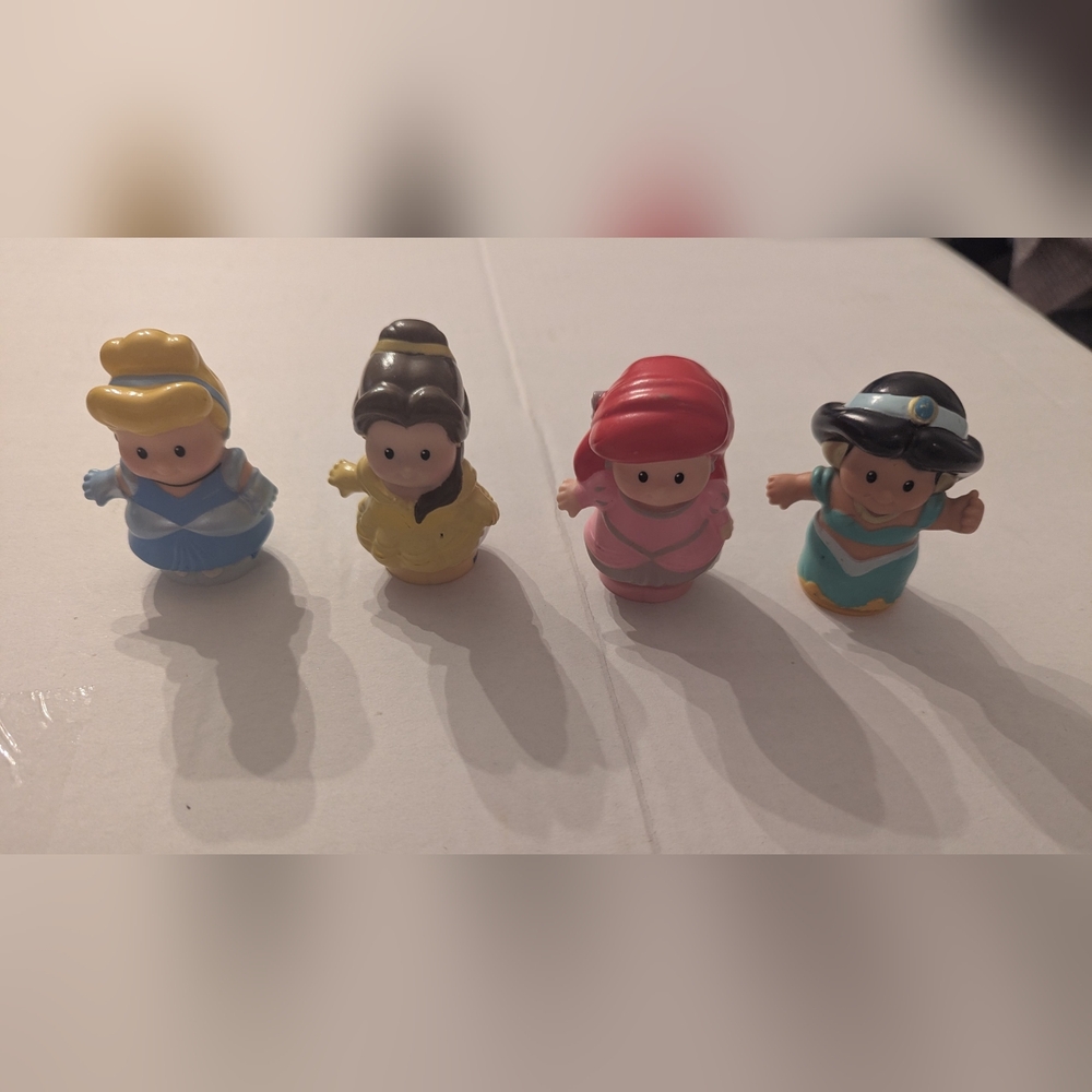 2012 Fisher Price Little People Disney Princess Belle Ariel‎ Jasmine Cinderella